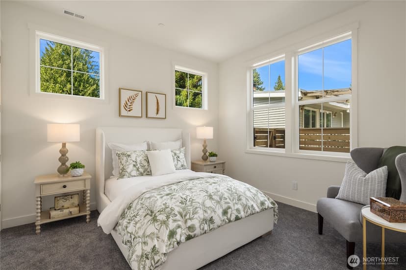 Property photo for 10223 NE 24th Street, Bellevue photo 11