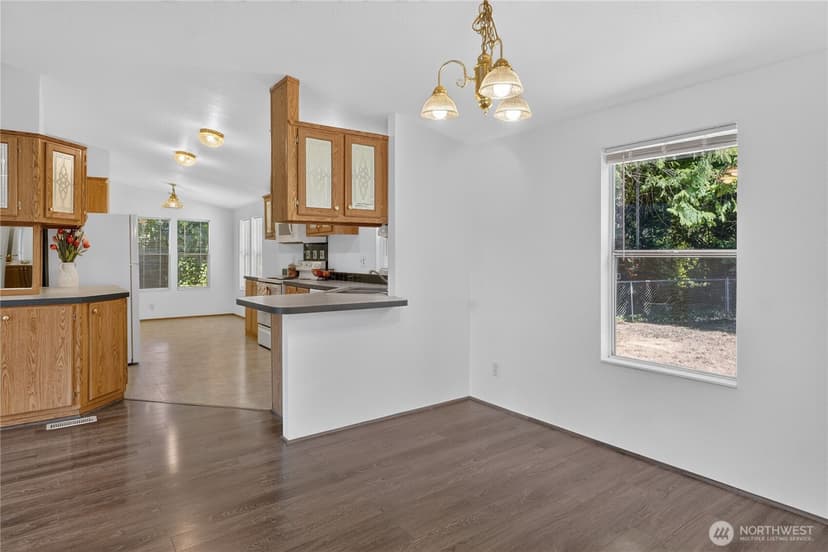 Property photo for 1450 Northlake Way NW, Bremerton photo 13