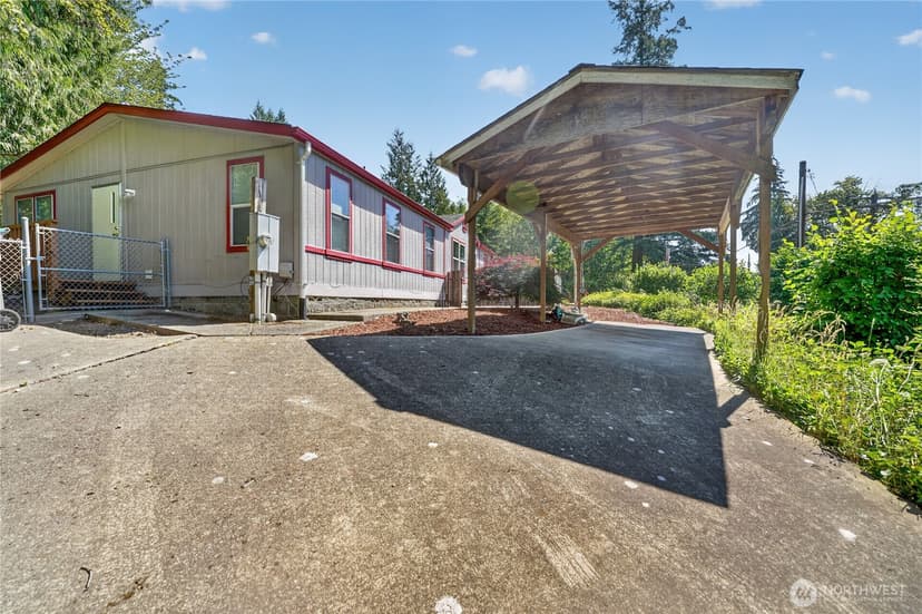 Property photo for 1450 Northlake Way NW, Bremerton photo 27
