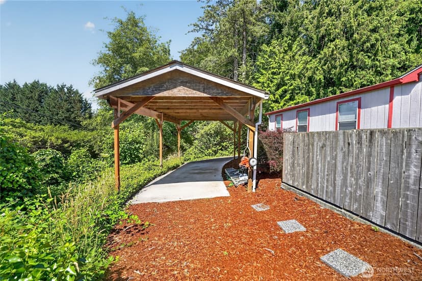 Property photo for 1450 Northlake Way NW, Bremerton photo 26