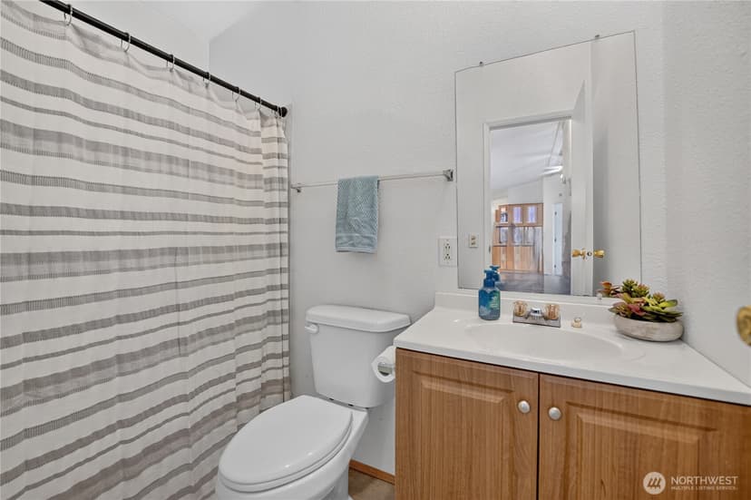 Property photo for 1450 Northlake Way NW, Bremerton photo 24