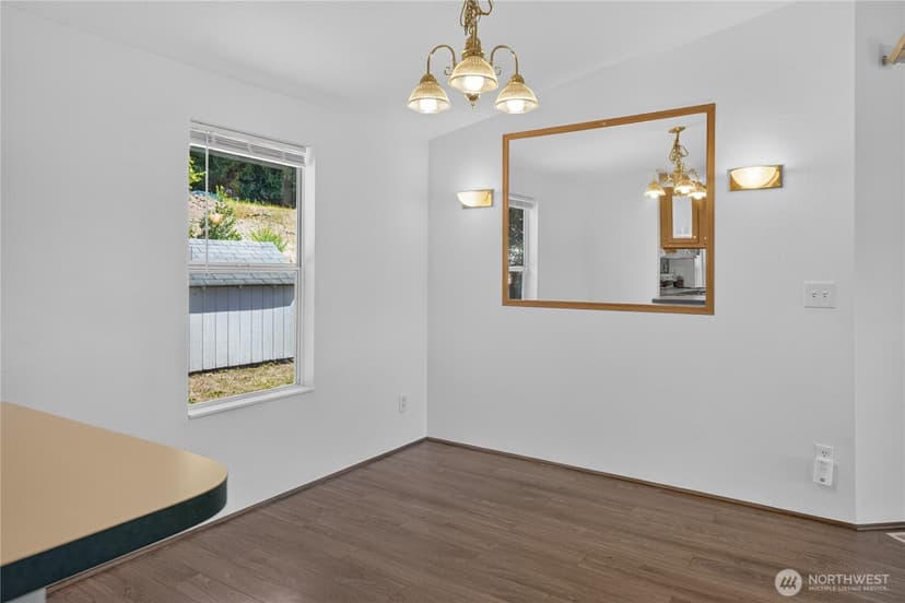 Property photo for 1450 Northlake Way NW, Bremerton photo 10