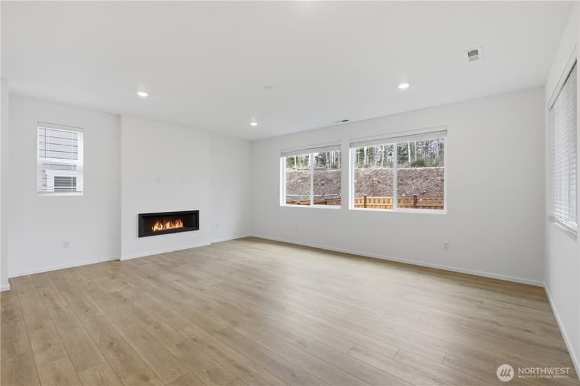 Property photo for 14405 204th Avenue Ct E, Bonney Lake photo 6