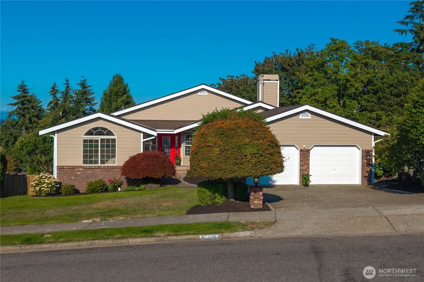 Property photo for 2301 Overview Drive NE, Tacoma photo 2