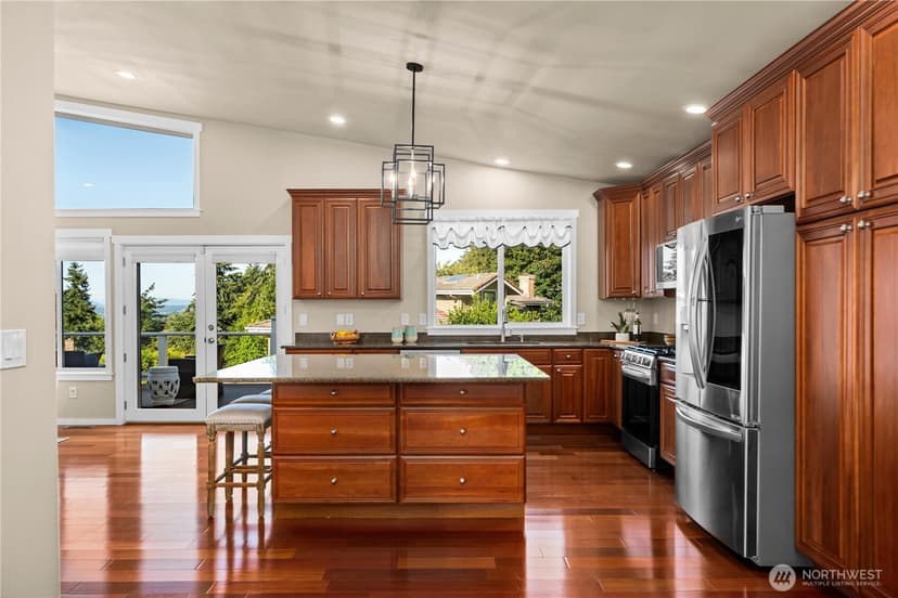 Property photo for 2301 Overview Drive NE, Tacoma photo 12