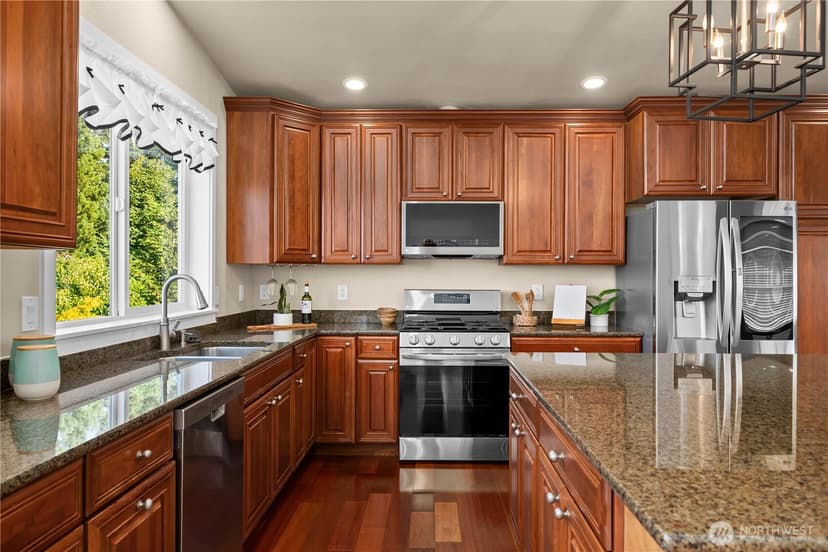 Property photo for 2301 Overview Drive NE, Tacoma photo 11