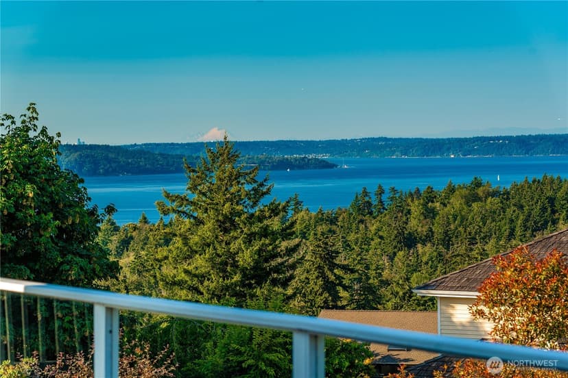 Property photo for 2301 Overview Drive NE, Tacoma