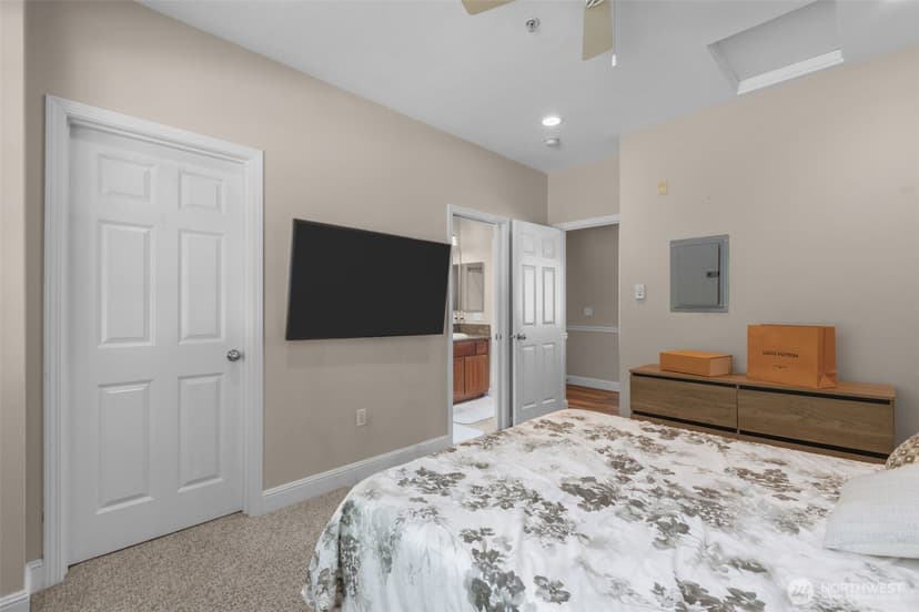 Property photo for 4779 Morris Avenue S #U302, Renton photo 23
