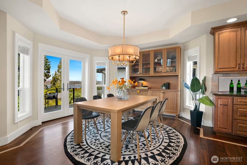 Property photo for 3021 70th Avenue SE, Mercer Island photo 13
