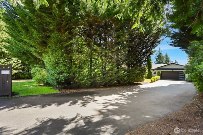 Property photo for 5417 99th Avenue NW, Gig Harbor photo 4