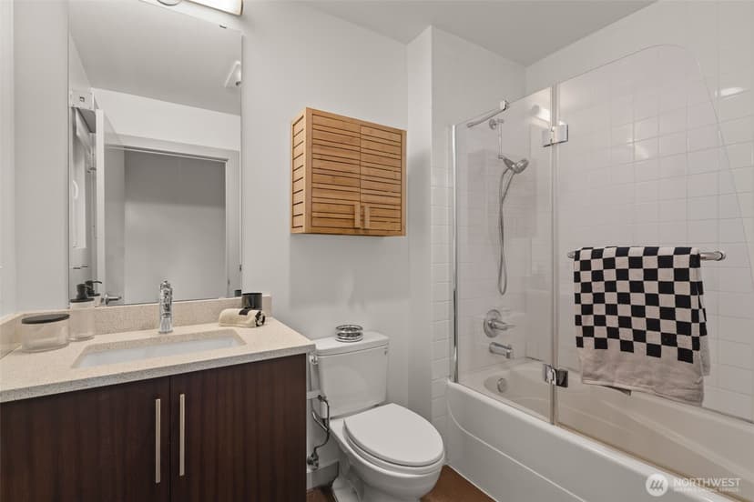 Property photo for 401 9th Avenue N #616, Seattle photo 19