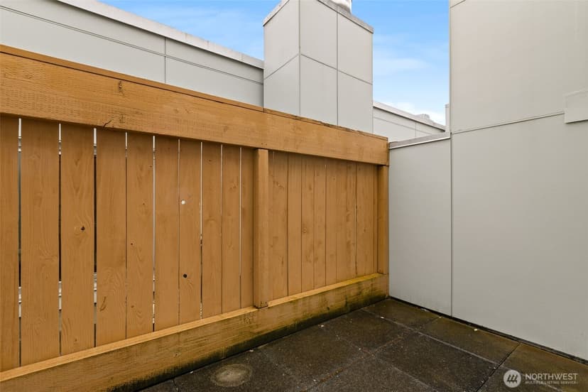 Property photo for 401 9th Avenue N #616, Seattle photo 22