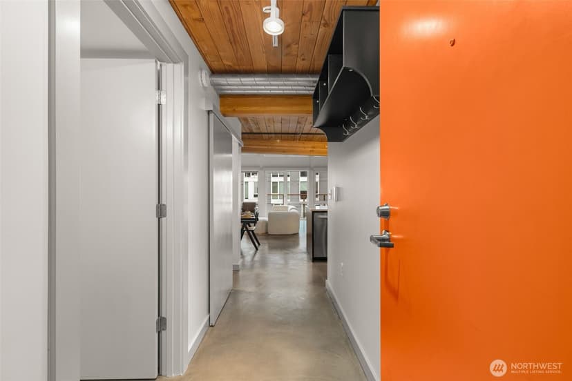 Property photo for 401 9th Avenue N #616, Seattle photo 31