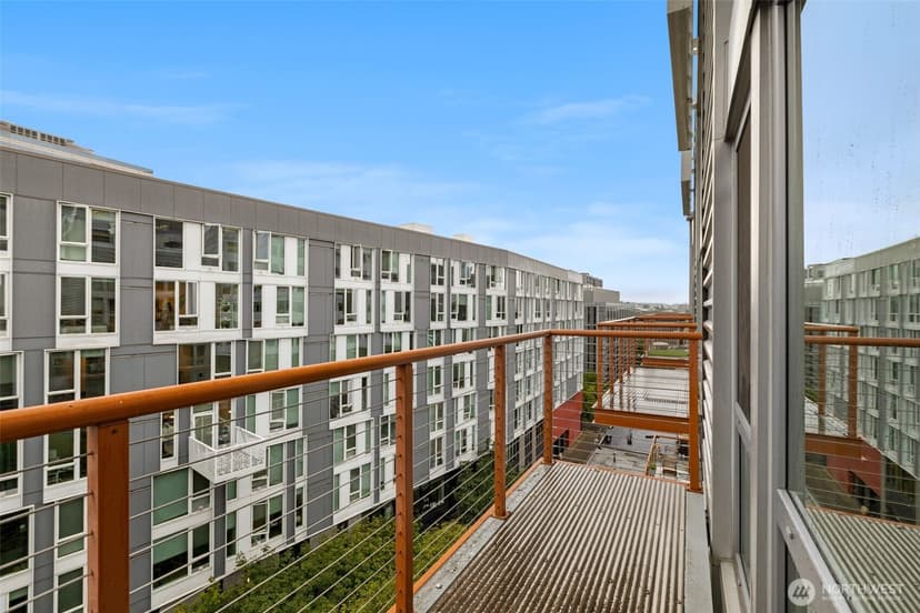 Property photo for 401 9th Avenue N #616, Seattle photo 23