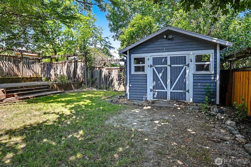 Property photo for 322 N 81St Street, Seattle photo 30