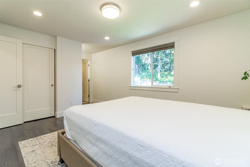 Property photo for 6109 50th St Court W, University Place photo 18