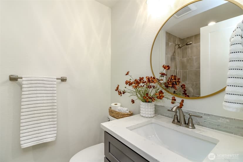 Property photo for 6109 50th St Court W, University Place photo 15