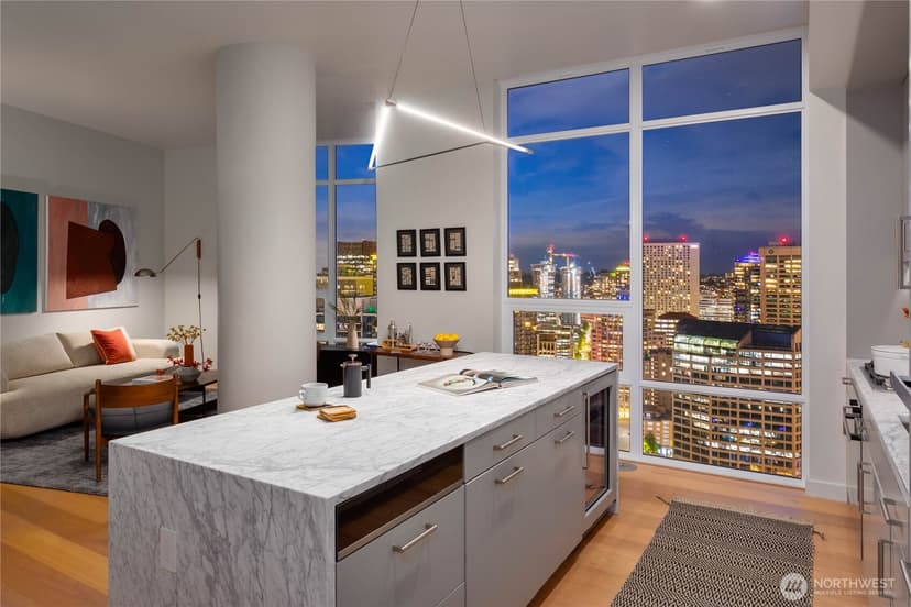 Property photo for 121 Stewart Street #3702, Seattle photo 10