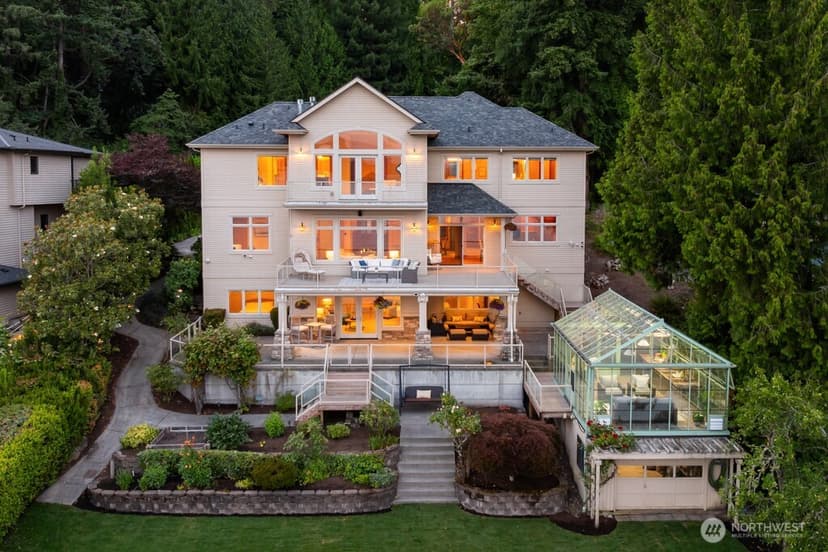 Property photo for 454 W Lake Sammamish Parkway NE, Bellevue photo 2