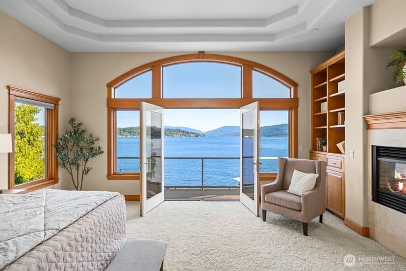 Property photo for 454 W Lake Sammamish Parkway NE, Bellevue photo 13