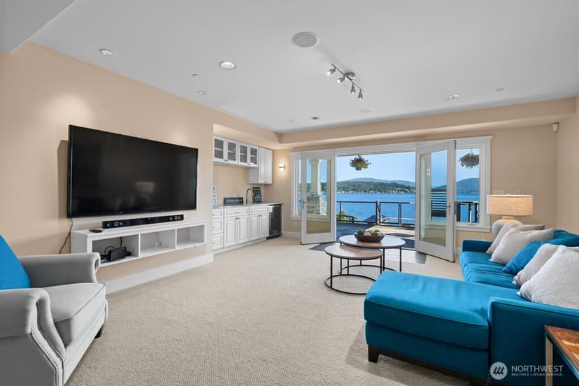 Property photo for 454 W Lake Sammamish Parkway NE, Bellevue photo 22