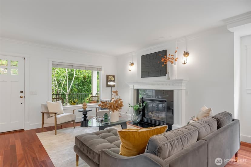 Property photo for 525 27th Avenue, Seattle photo 8