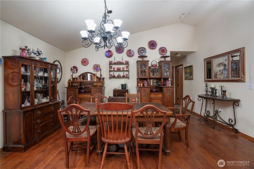 Property photo for 6517 12th Street E, Fife photo 14