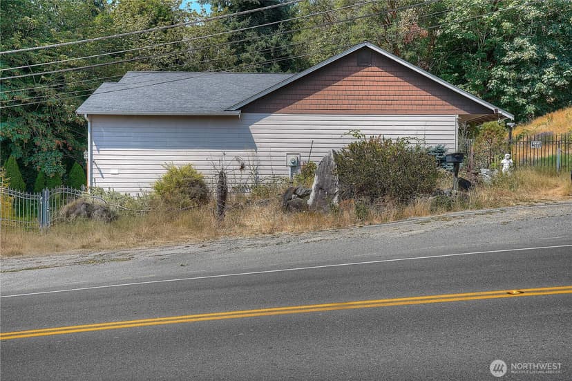 Property photo for 6517 12th Street E, Fife photo 29