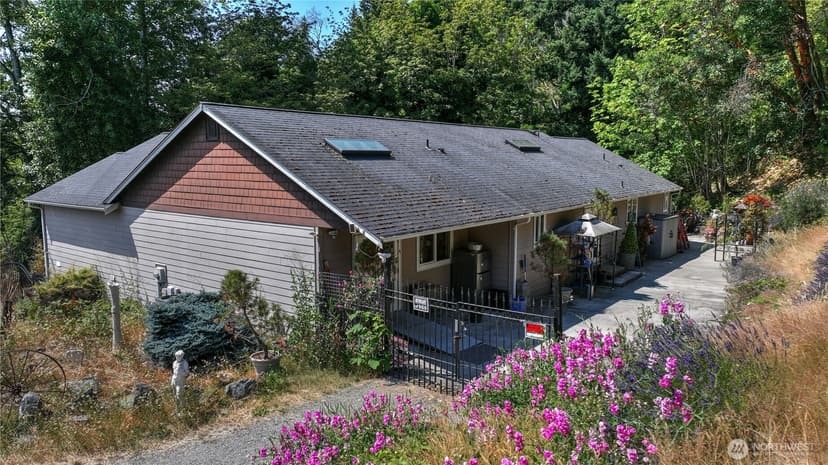 Property photo for 6517 12th Street E, Fife photo 33