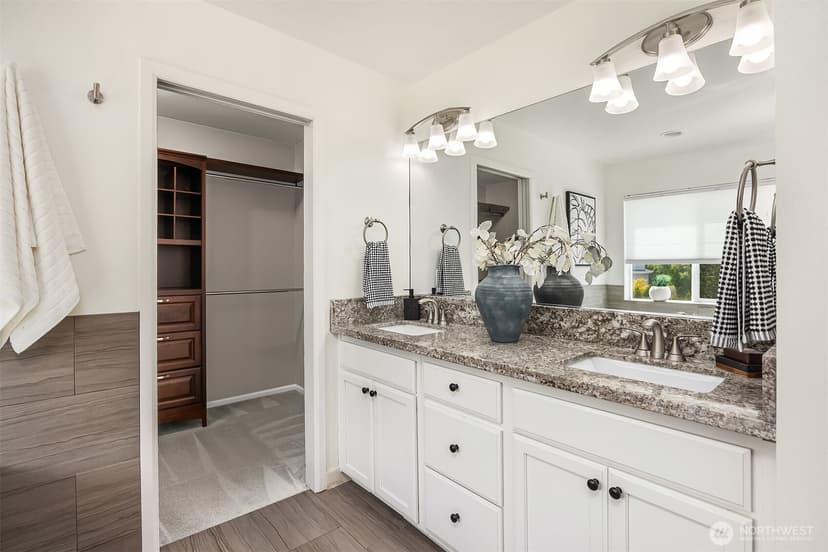 Property photo for 2933 NE Marquette Way, Issaquah photo 22