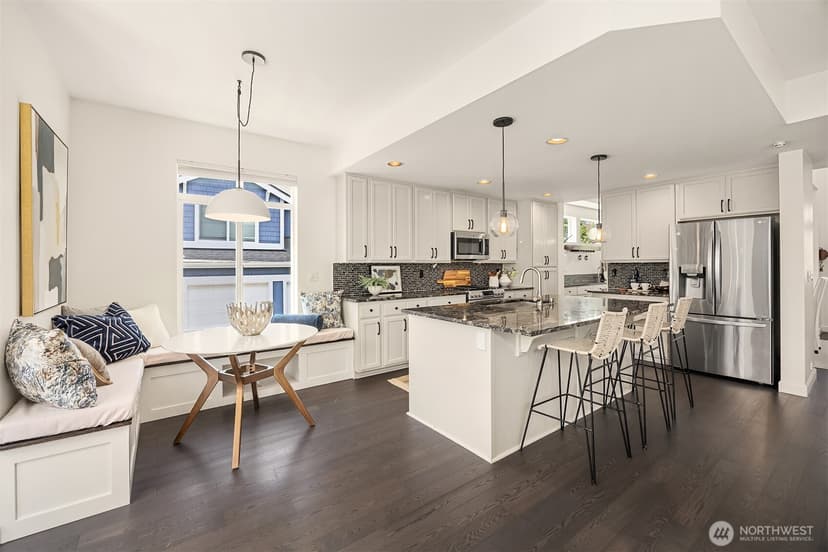 Property photo for 2933 NE Marquette Way, Issaquah photo 13