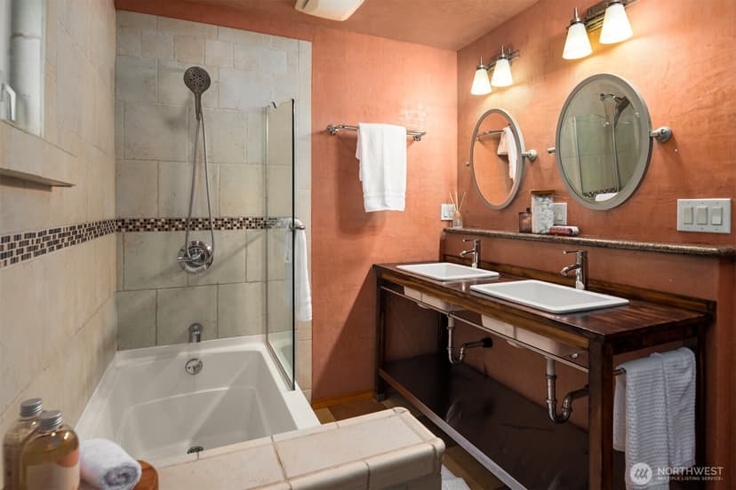 Property photo for 3821 S Graham Street, Seattle photo 17