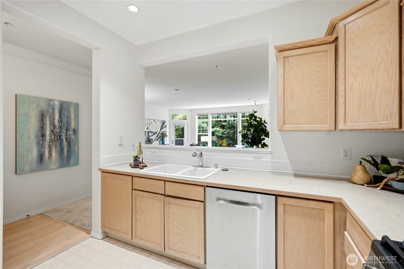 Property photo for 19412 48th Avenue W #204, Lynnwood photo 11