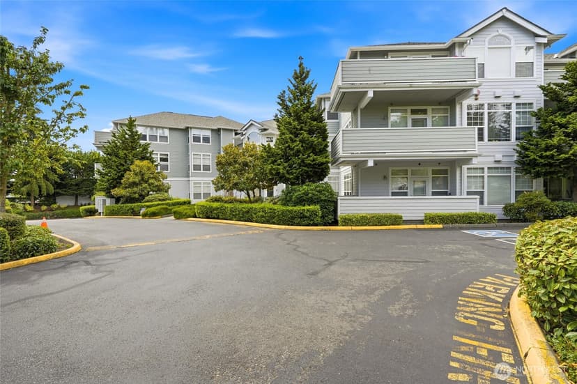 Property photo for 19412 48th Avenue W #204, Lynnwood photo 27