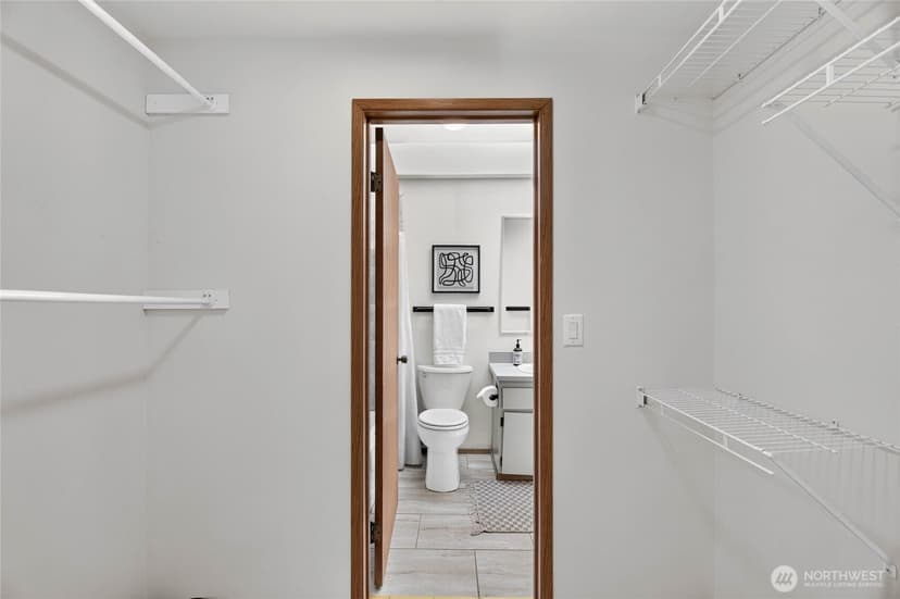 Property photo for 2412 U Street NW, Auburn photo 17