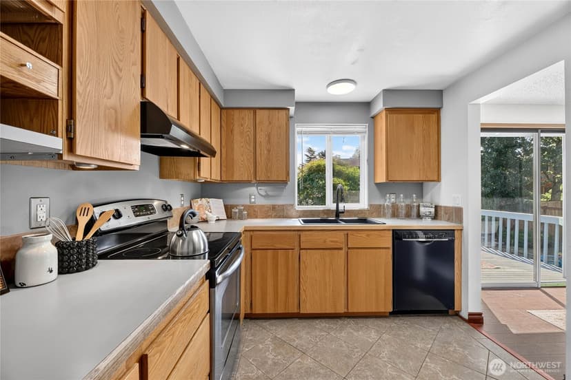 Property photo for 2412 U Street NW, Auburn photo 12