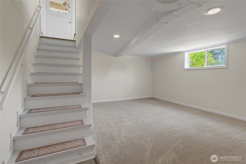 Property photo for 3909 SW Stevens Street, Seattle photo 15