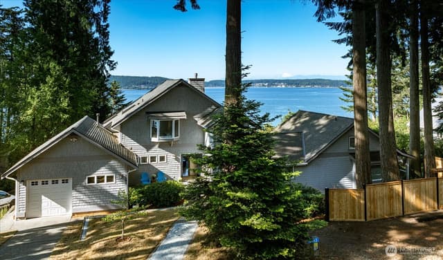 Property photo for 3193 Fox Spit Road, Langley photo 2