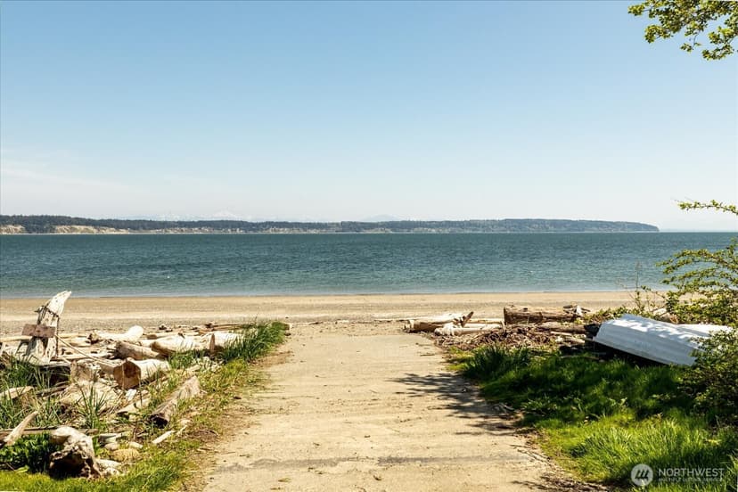 Property photo for 3193 Fox Spit Road, Langley photo 33