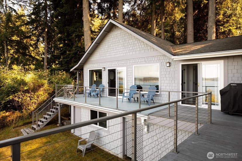 Property photo for 3193 Fox Spit Road, Langley photo 4