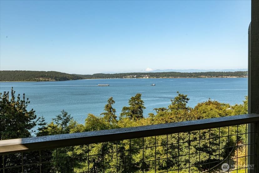 Property photo for 3193 Fox Spit Road, Langley photo 5