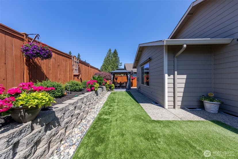 Property photo for 10908 24th Drive SE, Everett photo 31