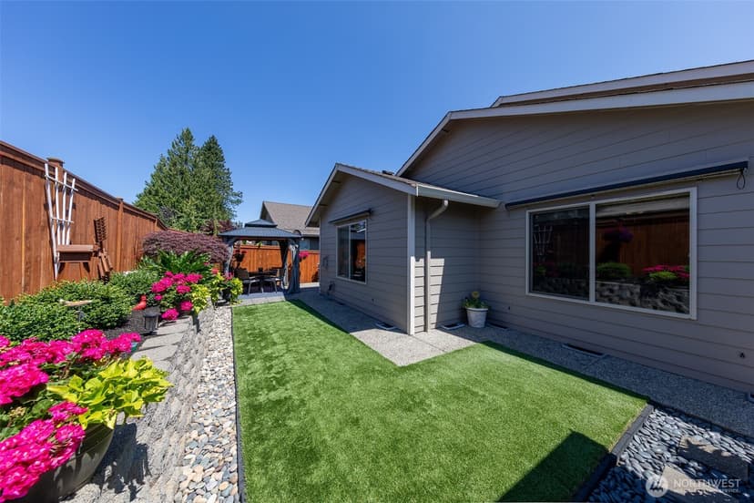 Property photo for 10908 24th Drive SE, Everett photo 32