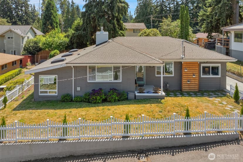 Property photo for 1216 118th Place SE, Everett photo 38