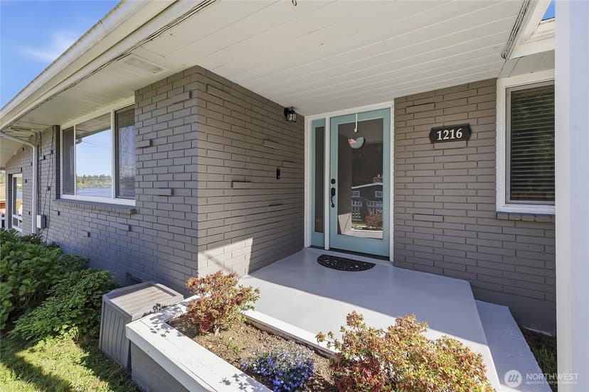 Property photo for 1216 118th Place SE, Everett photo 32