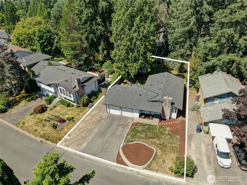 Property photo for 17532 24th Avenue SE, Bothell photo 24