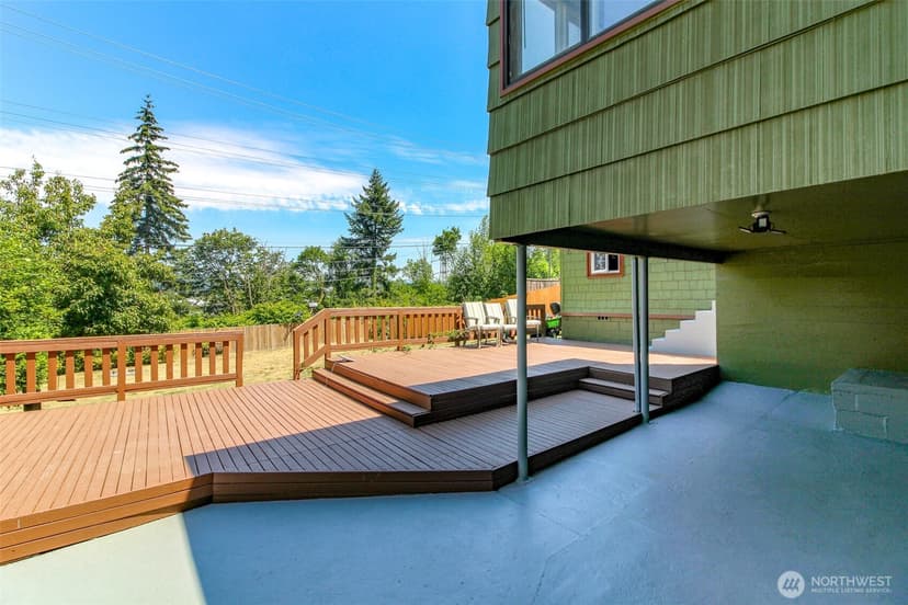 Property photo for 10082 Des Moines Memorial Drive S, Seattle photo 31