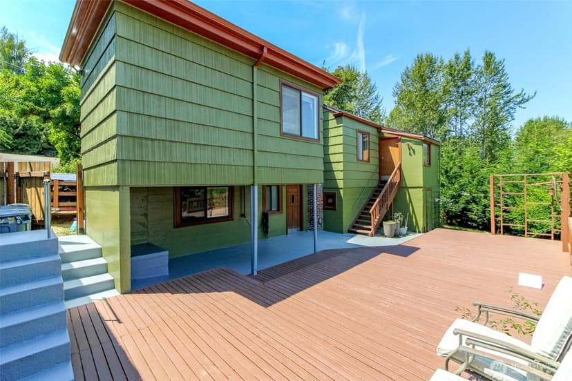 Property photo for 10082 Des Moines Memorial Drive S, Seattle photo 33