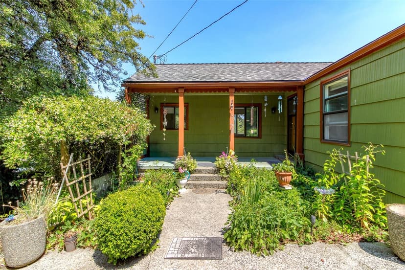 Property photo for 10082 Des Moines Memorial Drive S, Seattle photo 40