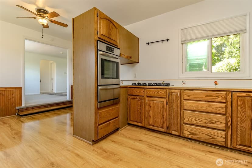 Property photo for 10082 Des Moines Memorial Drive S, Seattle photo 10